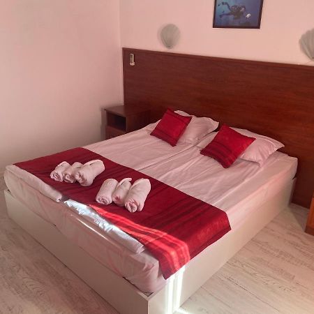 Ribarska Sreshta Family Hotel Царёво Экстерьер фото
