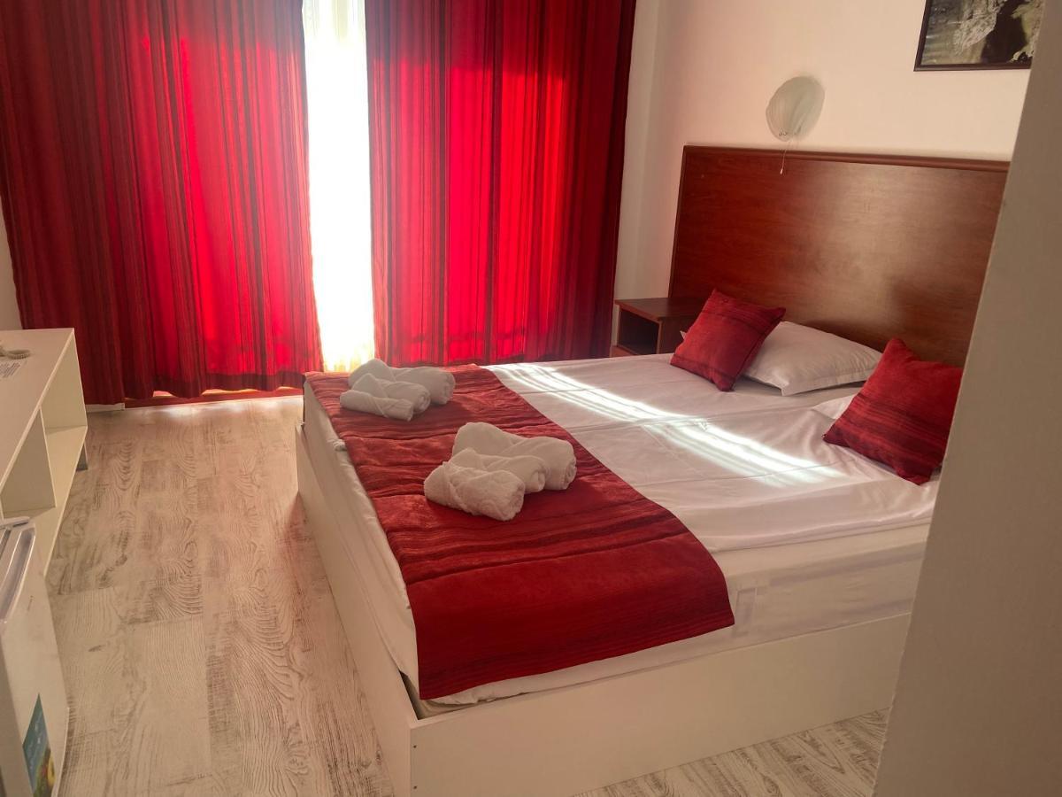 Ribarska Sreshta Family Hotel Царёво Экстерьер фото