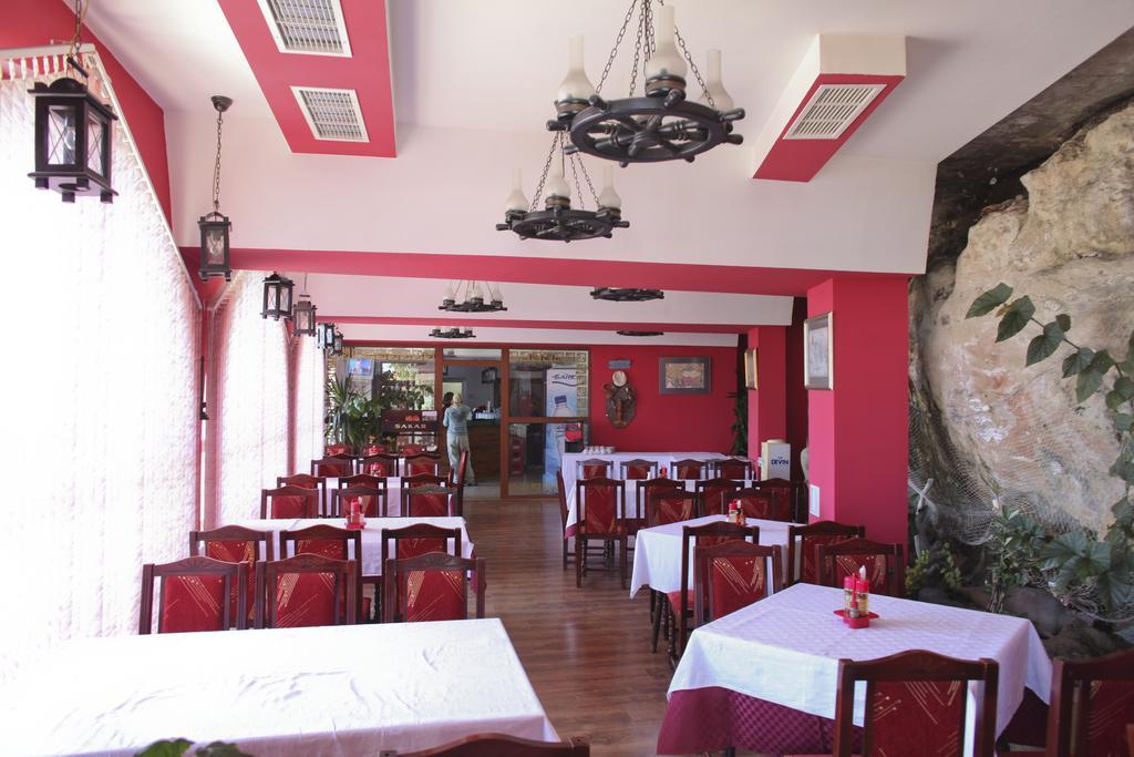 Ribarska Sreshta Family Hotel Царёво Экстерьер фото