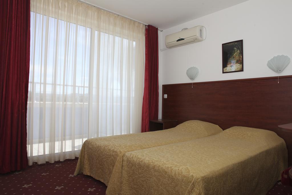 Ribarska Sreshta Family Hotel Царёво Номер фото