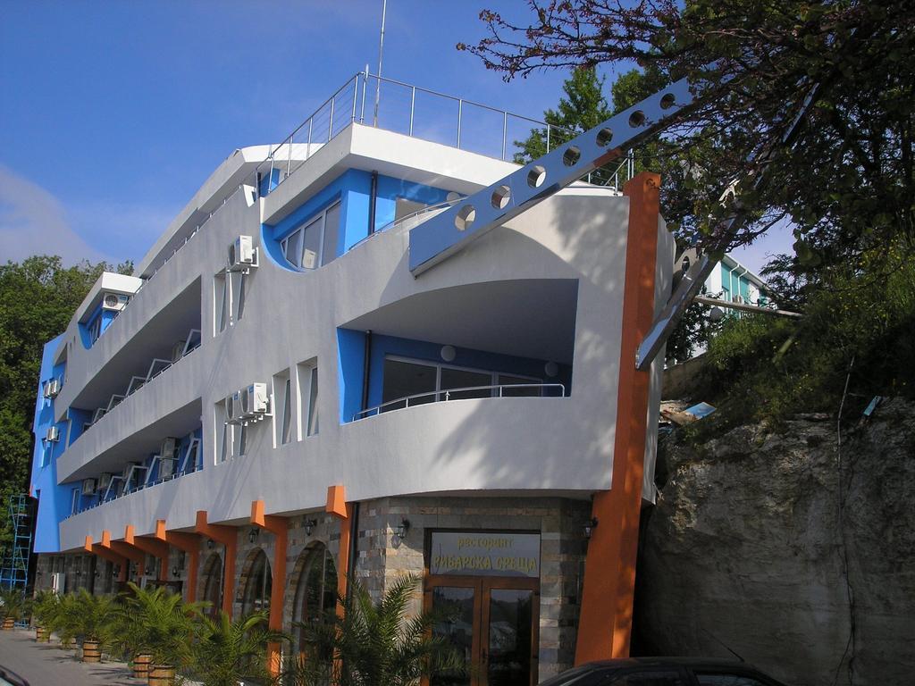 Ribarska Sreshta Family Hotel Царёво Экстерьер фото
